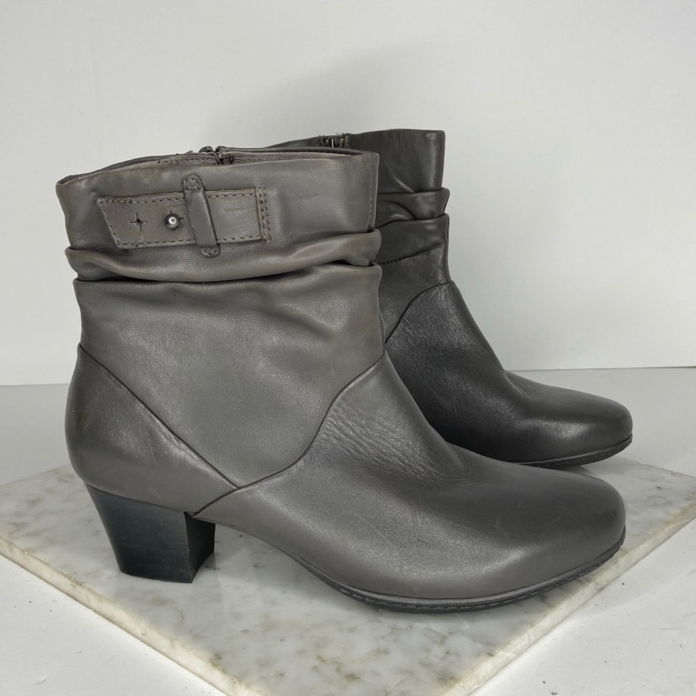 New Earth Grey Faux Leather Block Heel Ankle Boots